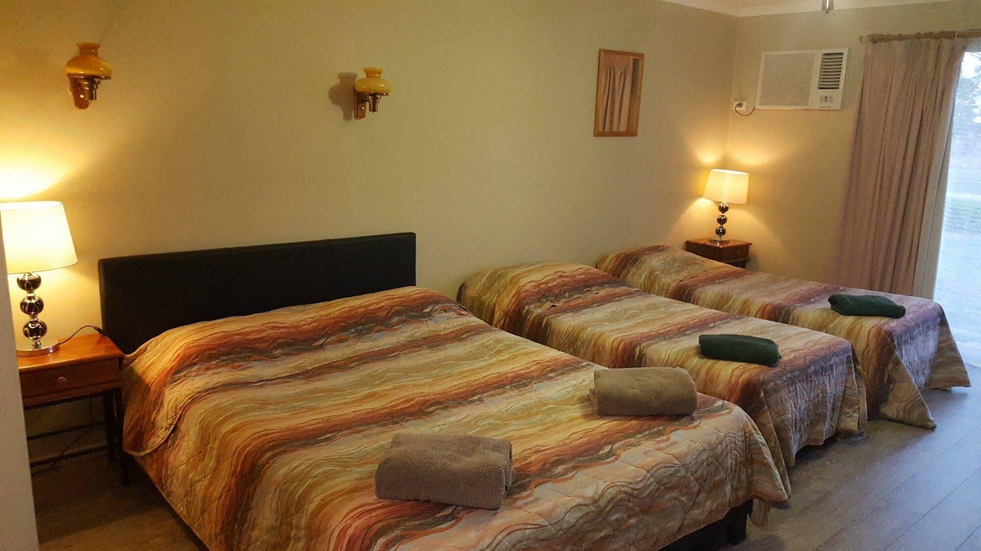 Cardigan Lodge Motel Ballarat Eksteriør bilde