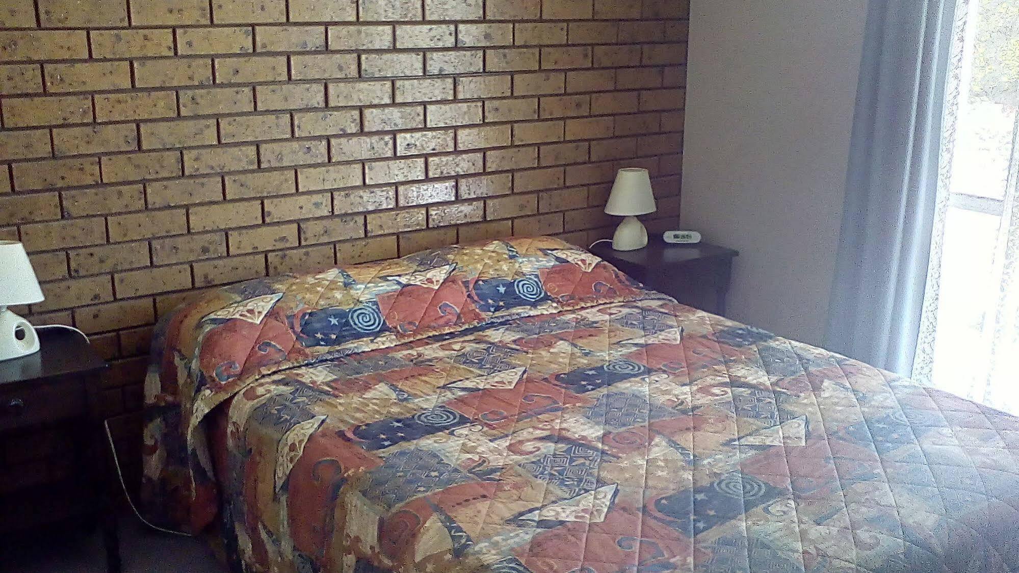 Cardigan Lodge Motel Ballarat Eksteriør bilde